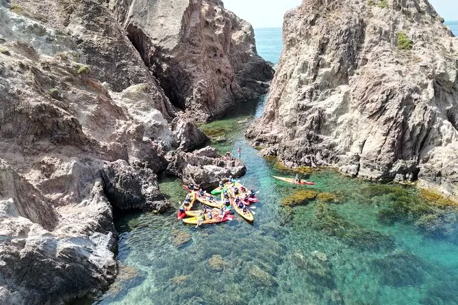 Playas familiares en la costa de Cabo de Gata.Playas familiares en la costa de Cabo de Gata.Playas familiares en la costa de Cabo de Gata.