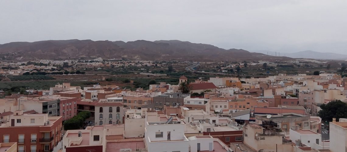 Viator: crecimiento, tradición y calidad de vida en el entorno metropolitano de Almería.