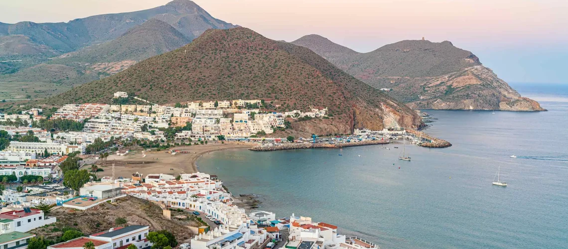 Cómo llegar a San José (Cabo de Gata) desde Roquetas de Mar, Almería capital y Almerimar.Cómo llegar a San José (Cabo de Gata) desde Roquetas de Mar, Almería capital y Almerimar.Cómo llegar a San José (Cabo de Gata) desde Roquetas de Mar, Almería capital y Almerimar.